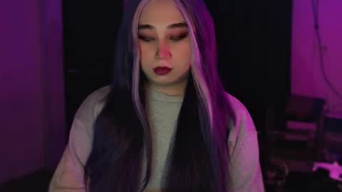 Snapshot of corefinder_xx chatting on 10/18/25, 04:19 corefinder_xx online show from 10/18/25, 04:19