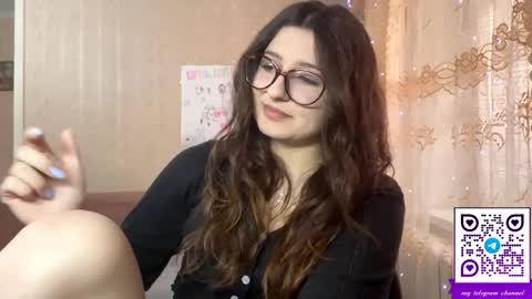 Elisheva online show from 04/10/26, 01:05