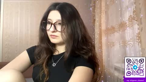 Elisheva online show from 04/11/26, 12:20