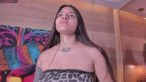 Cori online show from 11/25/25, 01:55