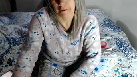 Snapshot of corinnasex chatting on 06/15/26, 11:34 corinnasex online show from 06/15/26, 11:34