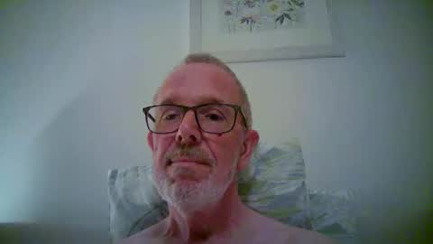 Snapshot of coriolis1957 chatting on 04/18/26, 07:29 coriolis1957 online show from 04/18/26, 07:29
