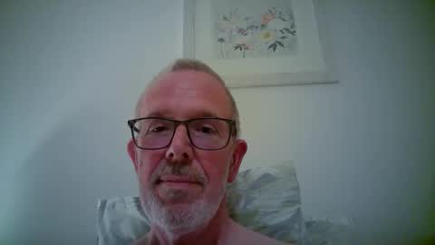 Snapshot of coriolis1957 chatting on 04/18/26, 07:58 coriolis1957 online show from 04/18/26, 07:58