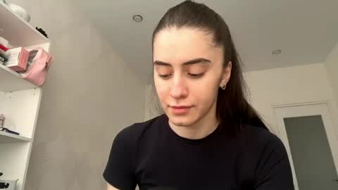 Snapshot of corneliakonstantinidi chatting on 06/06/26, 01:16 corneliakonstantinidi online show from 06/06/26, 01:16