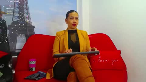 Snapshot of cortney_tayler chatting on 09/19/25, 01:12 cortney tayler online show from 09/19/25, 01:12