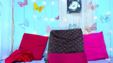 corynatayler online show from 09/17/25, 11:17