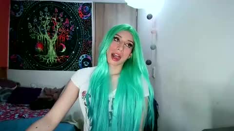 cosmic_crystal online show from 01/14/25, 11:16