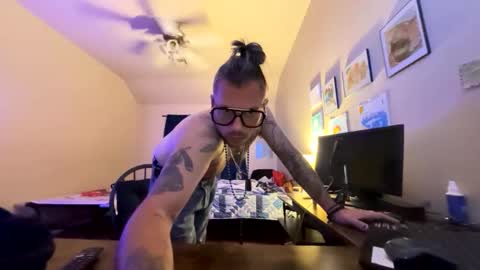 cosmic_maverick online show from 10/23/25, 06:45