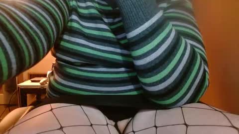 cosmicjones88 online show from 12/25/24, 11:11