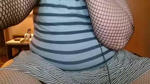 cosmicjones88 online show from 12/28/24, 01:06