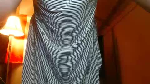 cosmicjones88 online show from 01/01/25, 06:37