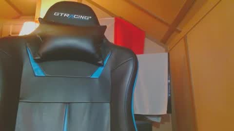 cosmicjones88 online show from 02/05/25, 04:14