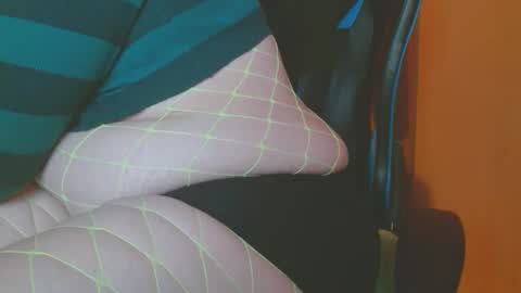 cosmicjones88 online show from 02/17/25, 08:09