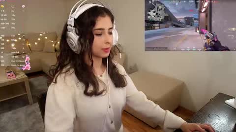 Luna online show from 03/14/26, 08:36