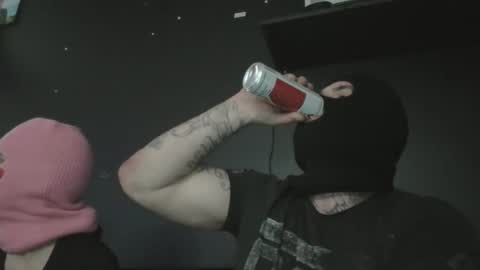 Tattooed Milf n Dilf online show from 05/13/26, 07:39