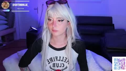 Dollie  online show from 04/19/26, 06:10