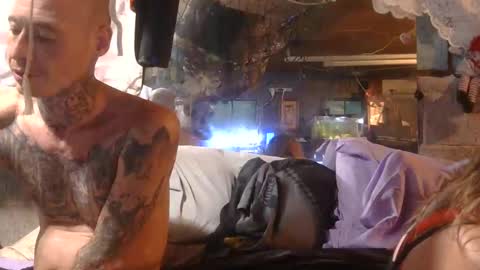 Snapshot of cotybonilla chatting on 10/08/25, 10:02 Leftys Way online show from 10/08/25, 10:02