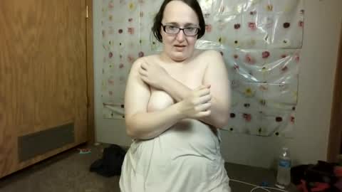 Snapshot of countrygirl0909 chatting on 07/02/26, 02:44 countrygirl0909 online show from 07/02/26, 02:44