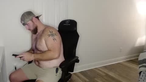 Snapshot of countrystrong53 chatting on 11/20/25, 02:06 countrystrong35 online show from 11/20/25, 02:06