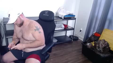 Snapshot of countrystrong53 chatting on 01/07/26, 06:32 countrystrong35 online show from 01/07/26, 06:32