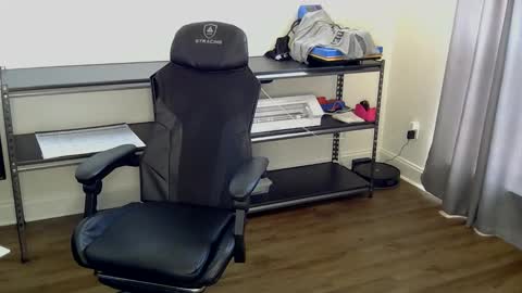 Snapshot of countrystrong53 chatting on 02/24/26, 05:22 countrystrong35 online show from 02/24/26, 05:22