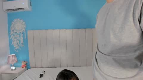 Snapshot of couple_hoorny_ chatting on 01/14/25, 06:49 Arianna and Zack online show from 01/14/25, 06:49