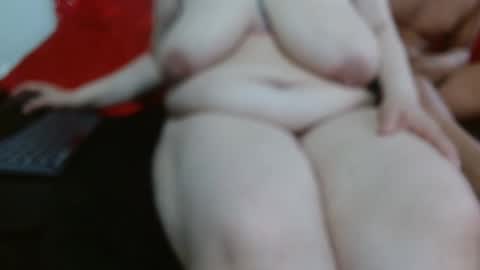 couple_milk_rs online show from 12/26/24, 08:11