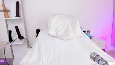 Maria  online show from 11/02/25, 05:26