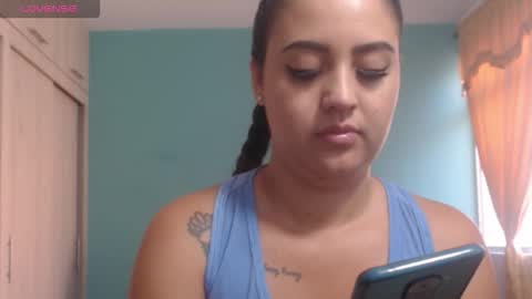  ALEJANDRO Y EMILY  online show from 01/18/26, 01:37