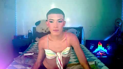 ALEXA  KIM online show from 12/15/25, 01:37