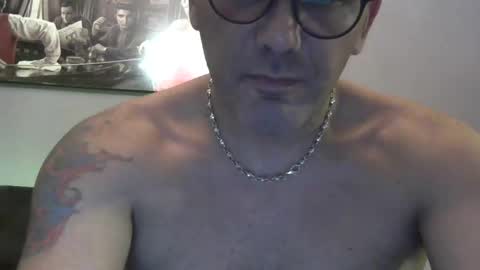 julia and don online show from 01/17/25, 03:22