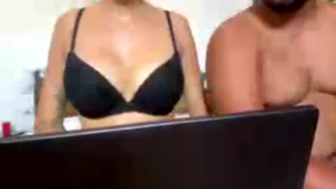 Snapshot of couplemixte25 chatting on 07/01/26, 11:12 Couplemixte25 online show from 07/01/26, 11:12