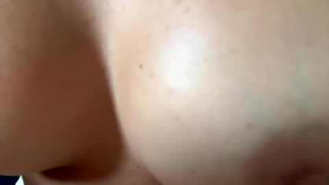 Snapshot of couplemixte25 chatting on 07/28/26, 02:24 Couplemixte25 online show from 07/28/26, 02:24