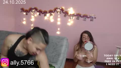 COUPLE PERV online show from 10/24/25, 10:17