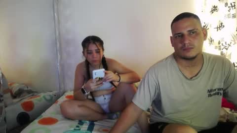 Snapshot of couplexxx5 chatting on 01/03/25, 06:46 luis and models online show from 01/03/25, 06:46