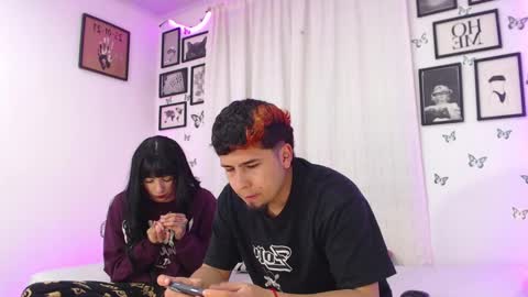 Snapshot of coupsextop chatting on 12/05/24, 08:44 Juli and Liam online show from 12/05/24, 08:44