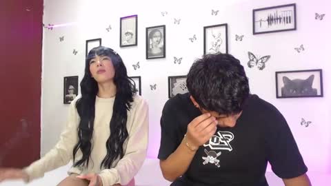 Snapshot of coupsextop chatting on 01/27/25, 03:58 Juli and Liam online show from 01/27/25, 03:58