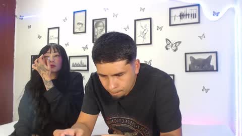 Snapshot of coupsextop chatting on 01/30/25, 07:29 Juli and Liam online show from 01/30/25, 07:29