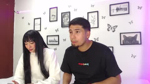 Snapshot of coupsextop chatting on 02/06/25, 07:45 Juli and Liam online show from 02/06/25, 07:45