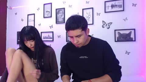 Snapshot of coupsextop chatting on 02/13/25, 04:22 Juli and Liam online show from 02/13/25, 04:22