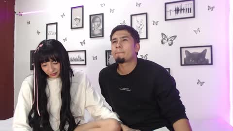 Snapshot of coupsextop chatting on 02/14/25, 07:49 Juli and Liam online show from 02/14/25, 07:49