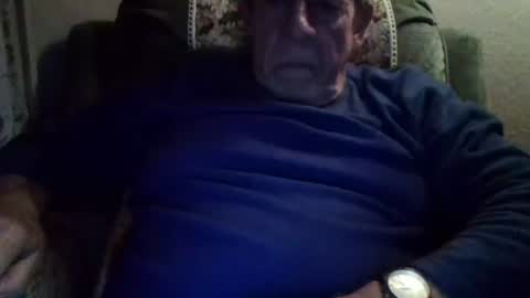 Snapshot of courieral1 chatting on 01/11/25, 05:20 courieral1 online show from 01/11/25, 05:20