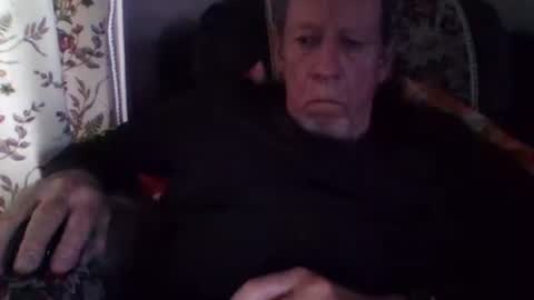 Snapshot of courieral1 chatting on 02/28/25, 04:31 courieral1 online show from 02/28/25, 04:31