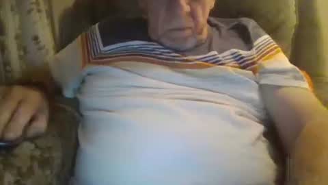 Snapshot of courieral1 chatting on 09/10/25, 08:31 courieral1 online show from 09/10/25, 08:31