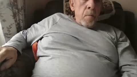 Snapshot of courieral1 chatting on 09/28/25, 09:25 courieral1 online show from 09/28/25, 09:25