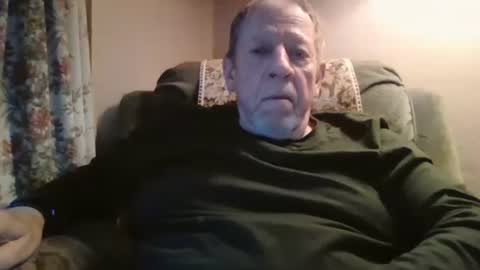 Snapshot of courieral1 chatting on 10/25/25, 06:54 courieral1 online show from 10/25/25, 06:54