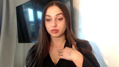 Courtney online show from 09/30/25, 02:22