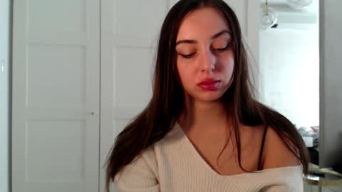 Courtney online show from 11/07/25, 08:25