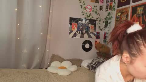 Yuna online show from 11/26/25, 08:10