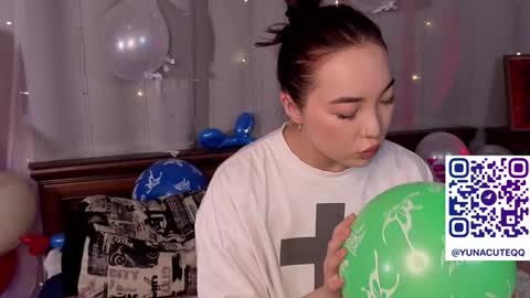 Yuna online show from 02/14/26, 08:16